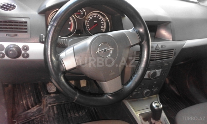 Opel Astra 2006, 400,000 km - 1.9 l - Bakı