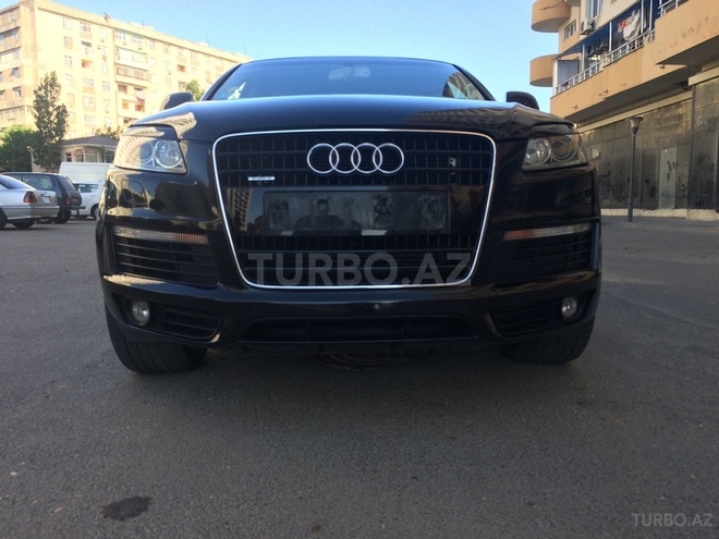 Audi Q7 2007, 88,000 km - 4.2 l - Bakı