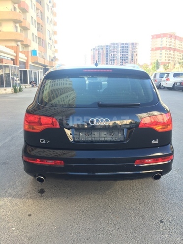Audi Q7 2007, 88,000 km - 4.2 l - Bakı
