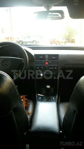 Mercedes C 180 1997, 330,000 km - 1.8 l - Sumqayıt