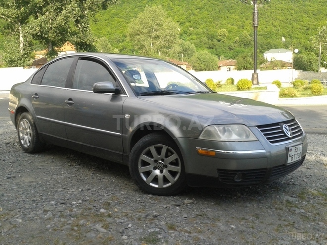 Volkswagen Passat 2001, 128,000 km - 1.8 l - Şəki