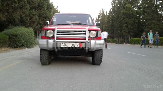 Mitsubishi Pajero 1993, 139,000 km - 2.8 l - Sumqayıt