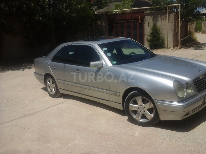 Mercedes E 230 1997, 266,340 km - 0.2 l - Bakı