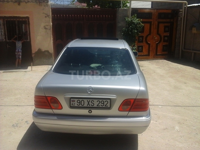 Mercedes E 230 1997, 266,340 km - 0.2 l - Bakı
