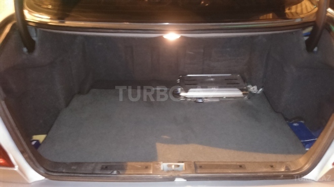 Mercedes E 220 1999, 431,000 km - 2.2 л - Bakı