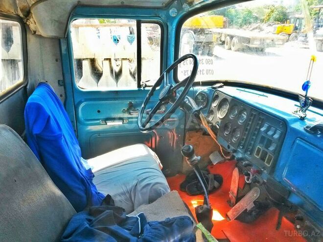ZIL 131 1990, 236,582 km - 6.0 l - Bakı