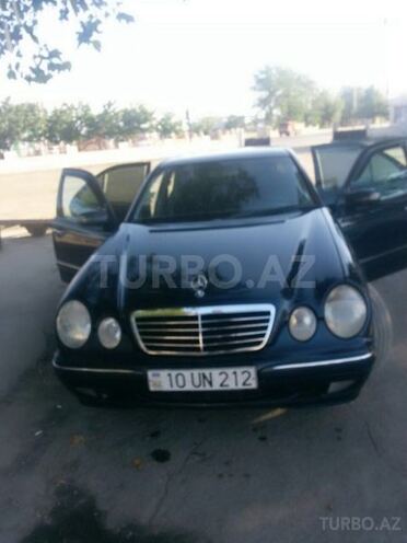 Mercedes E 280 2001, 160,000 km - 2.8 l - Mingəçevir