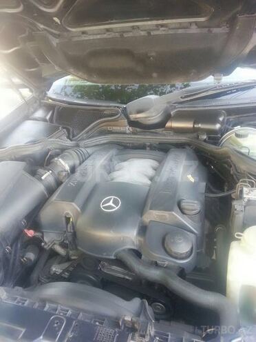 Mercedes E 280 2001, 160,000 km - 2.8 l - Mingəçevir