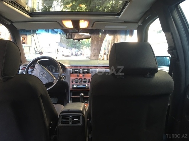 Mercedes E 230 1997, 3,000,000 km - 2.4 l - Bakı