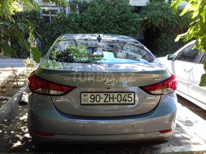 Hyundai Elantra 2015, 5,800 km - 1.8 l - Bakı