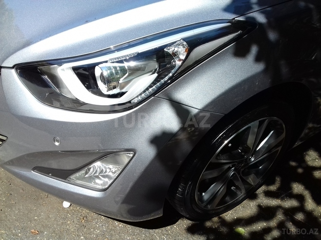 Hyundai Elantra 2015, 5,800 km - 1.8 l - Bakı