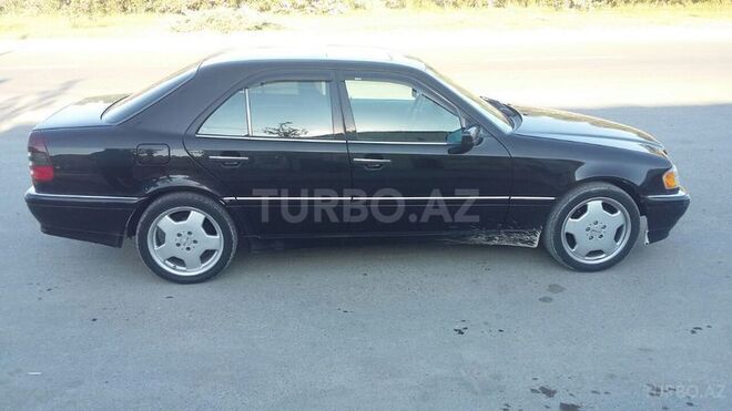 Mercedes C 230 1997, 200,000 km - 2.3 л - Bakı