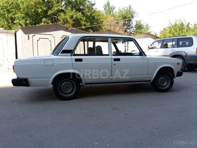 LADA (VAZ) 2107 2009, 140,000 km - 1.6 л - Bakı