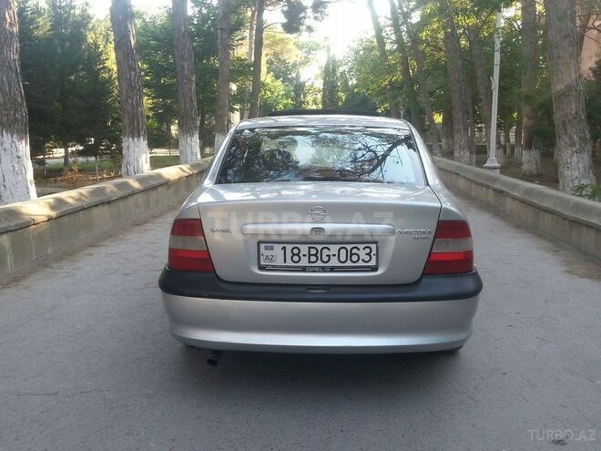 Opel Vectra 1998, 225,000 km - 1.8 l - Sumqayıt