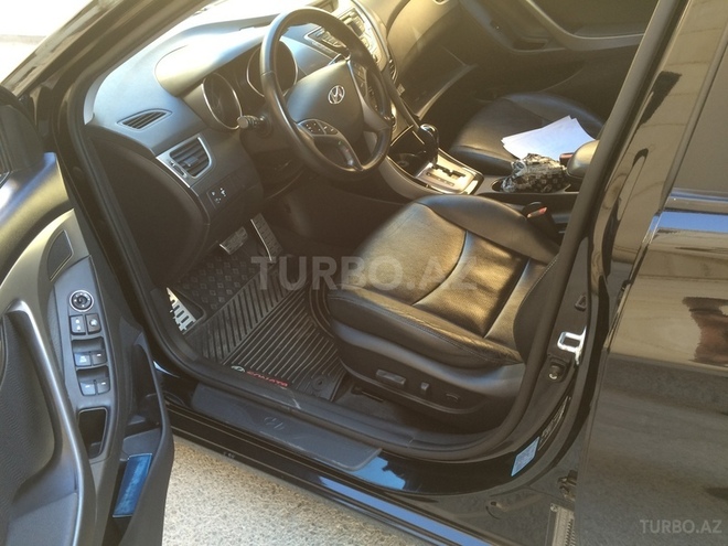 Hyundai Elantra 2014, 21,500 km - 1.8 л - Bakı