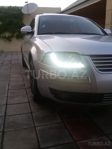Volkswagen Passat 2004, 218,000 km - 1.8 l - Bakı