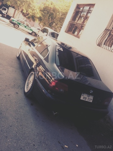 BMW 528 1996, 230,000 km - 2.8 l - Bakı