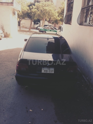 BMW 528 1996, 230,000 km - 2.8 l - Bakı