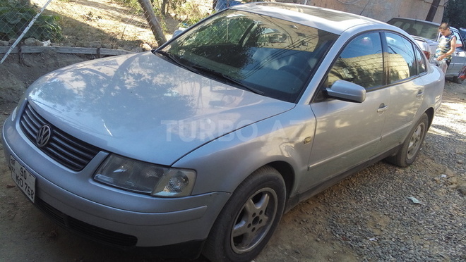 Volkswagen Passat 1998, 160,000 km - 1.8 l - Bakı