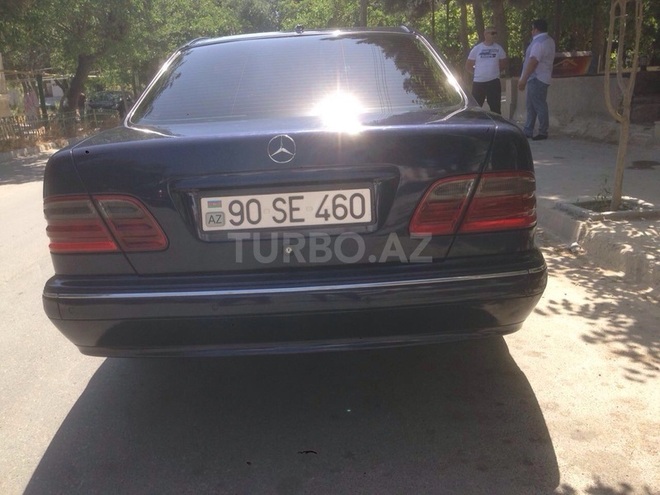 Mercedes E 220 2001, 400,000 km - 0.3 л - Bakı
