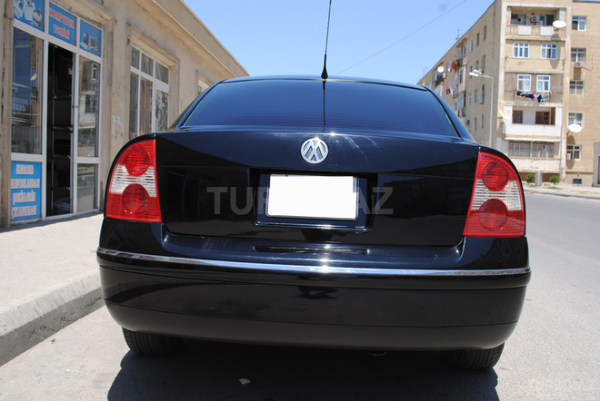 Volkswagen Passat 2003, 178,000 km - 1.8 l - Bakı