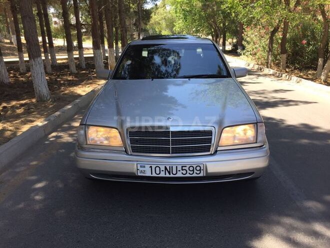 Mercedes C 220 1994, 300,000 km - 2.2 л - Sumqayıt