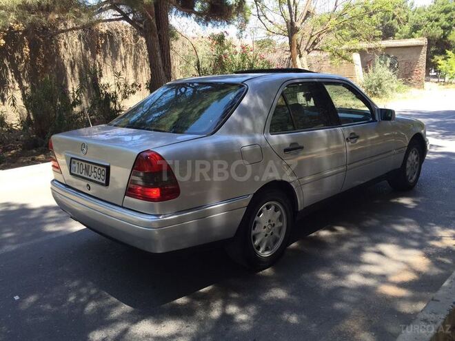 Mercedes C 220 1994, 300,000 km - 2.2 л - Sumqayıt