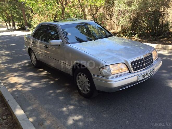 Mercedes C 220 1994, 300,000 km - 2.2 л - Sumqayıt