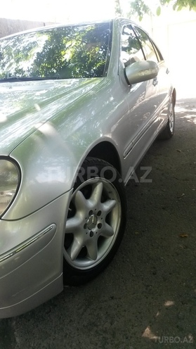 Mercedes C 240 2000, 159,442 km - 2.6 l - İsmayıllı
