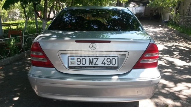 Mercedes C 240 2000, 159,442 km - 2.6 l - İsmayıllı