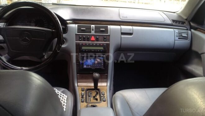 Mercedes E 280 1998, 555,555 km - 2.8 l - Sumqayıt