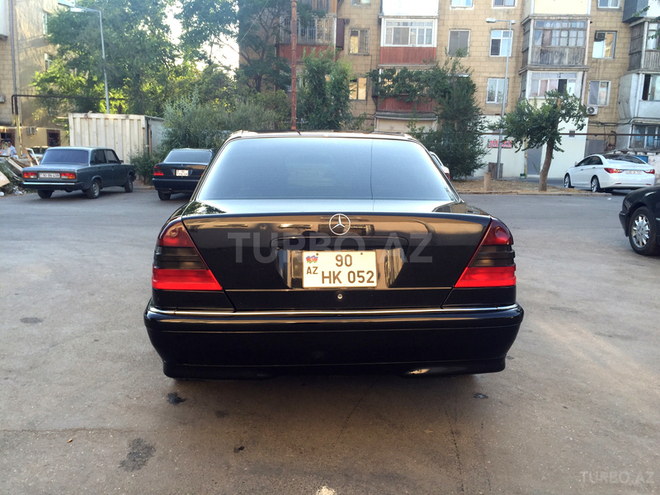 Mercedes C 230 1999, 180,000 km - 2.3 л - Bakı
