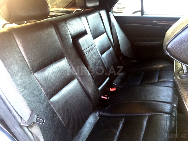 Mercedes C 230 1999, 180,000 km - 2.3 л - Bakı