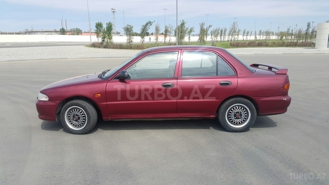 Mitsubishi Lancer 1993, 380,000 km - 1.5 l - Bakı