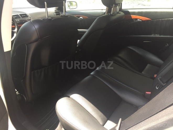 Mercedes E 220 2007, 207,000 km - 2.2 l - Bakı
