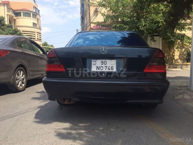 Mercedes C 200 1997, 140,000 km - 2.0 л - Bakı