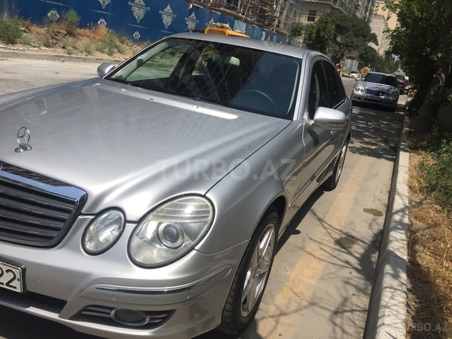 Mercedes E 220 2007, 207,000 km - 2.2 l - Bakı