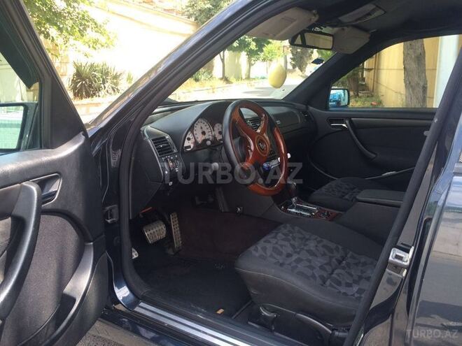 Mercedes C 200 1997, 140,000 km - 2.0 л - Bakı