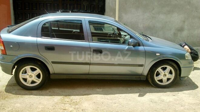 Opel Astra 2000, 210,000 km - 1.6 l - Bakı