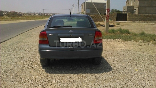 Opel Astra 2000, 210,000 km - 1.6 l - Bakı