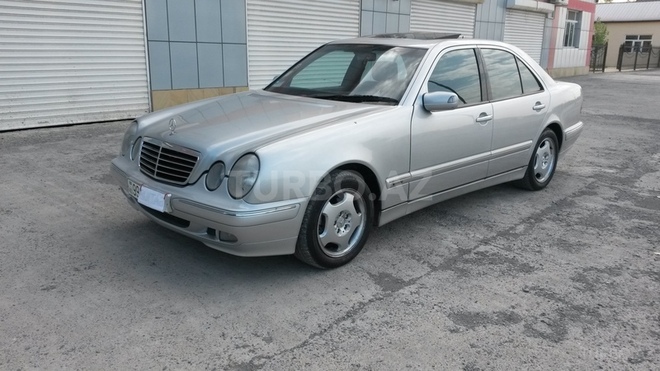 Mercedes E 200 2000, 250,000 km - 2.0 l - Kürdəmir