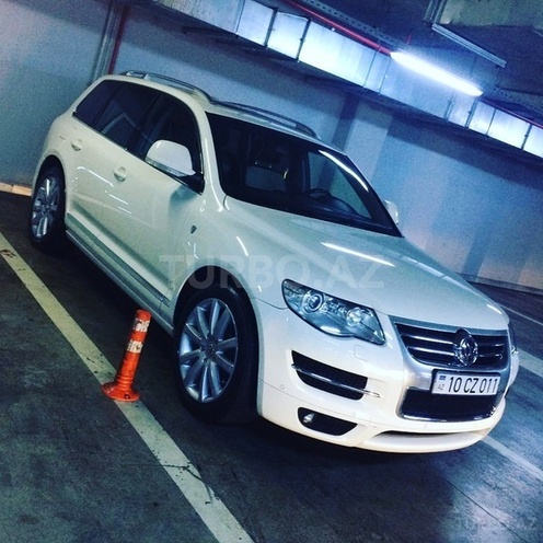 Volkswagen Touareg 2009, 110,000 km - 4.2 л - Bakı