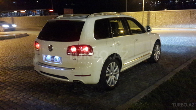 Volkswagen Touareg 2009, 110,000 km - 4.2 л - Bakı
