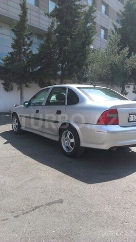 Opel Vectra 1999, 316,000 km - 2.0 l - Bakı