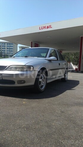 Opel Vectra 1999, 316,000 km - 2.0 l - Bakı