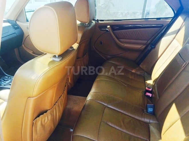 Mercedes C 230 1997, 245,000 km - 2.3 l - Bakı