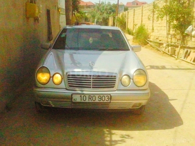 Mercedes E 300 1995, 240,000 km - 3.0 l - Bakı