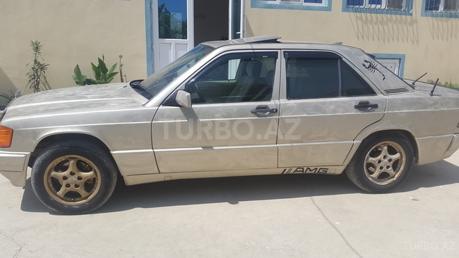 Mercedes 190 1992, 300,000 km - 2.0 l - Bakı