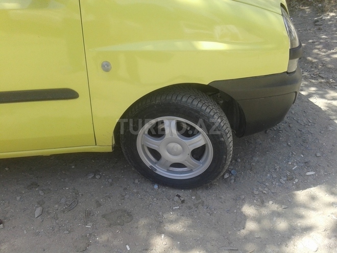 Fiat Doblo 2005, 180,000 km - 1.6 l - Bakı