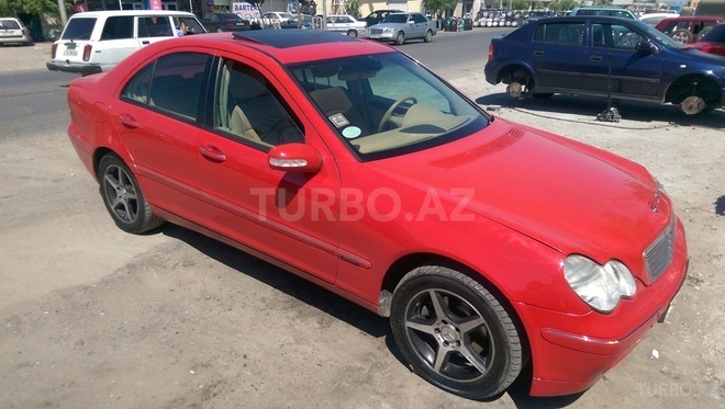 Mercedes C 240 2000, 243,000 km - 2.6 l - Sumqayıt